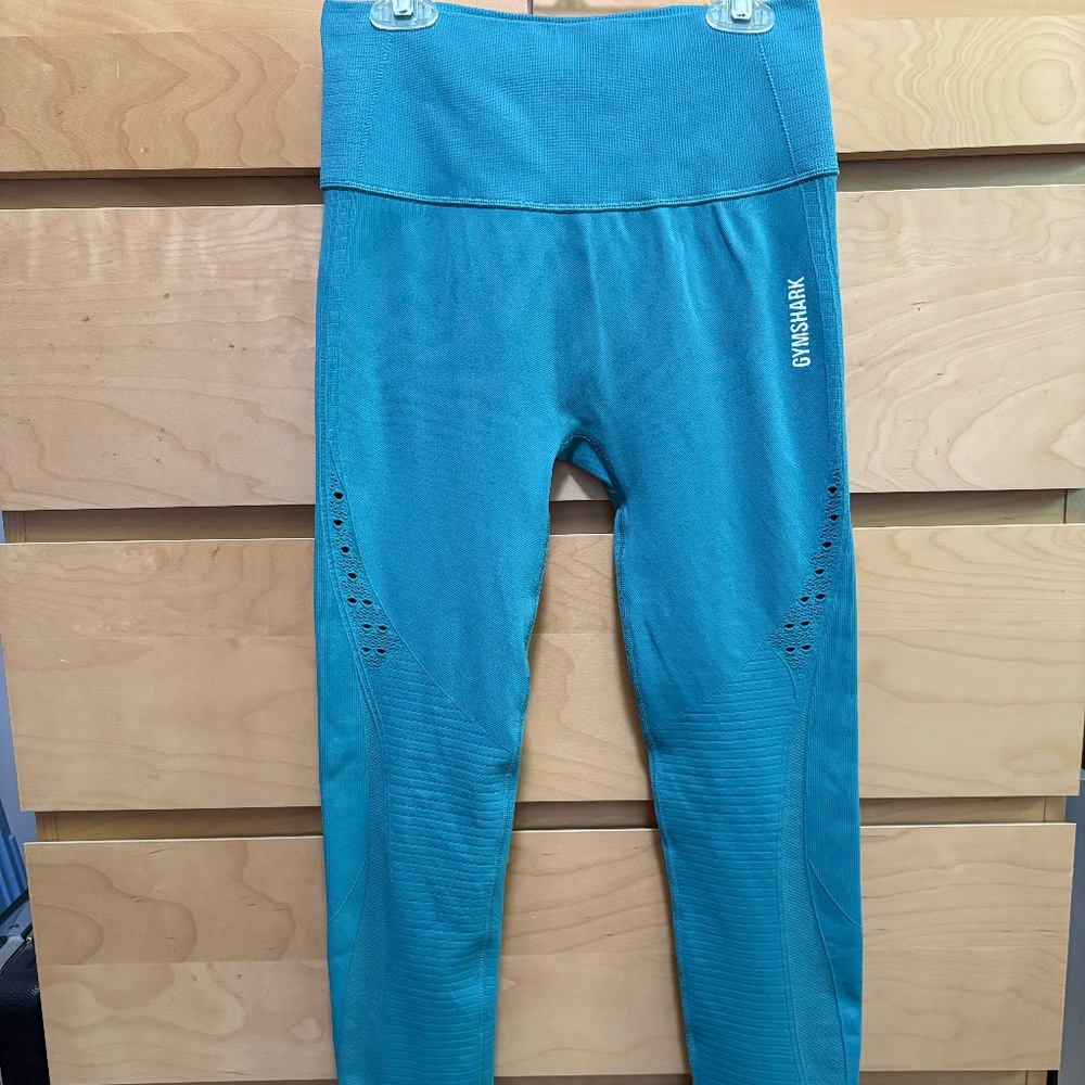 Gymshark Energy Seamless Leggings, Size Medium